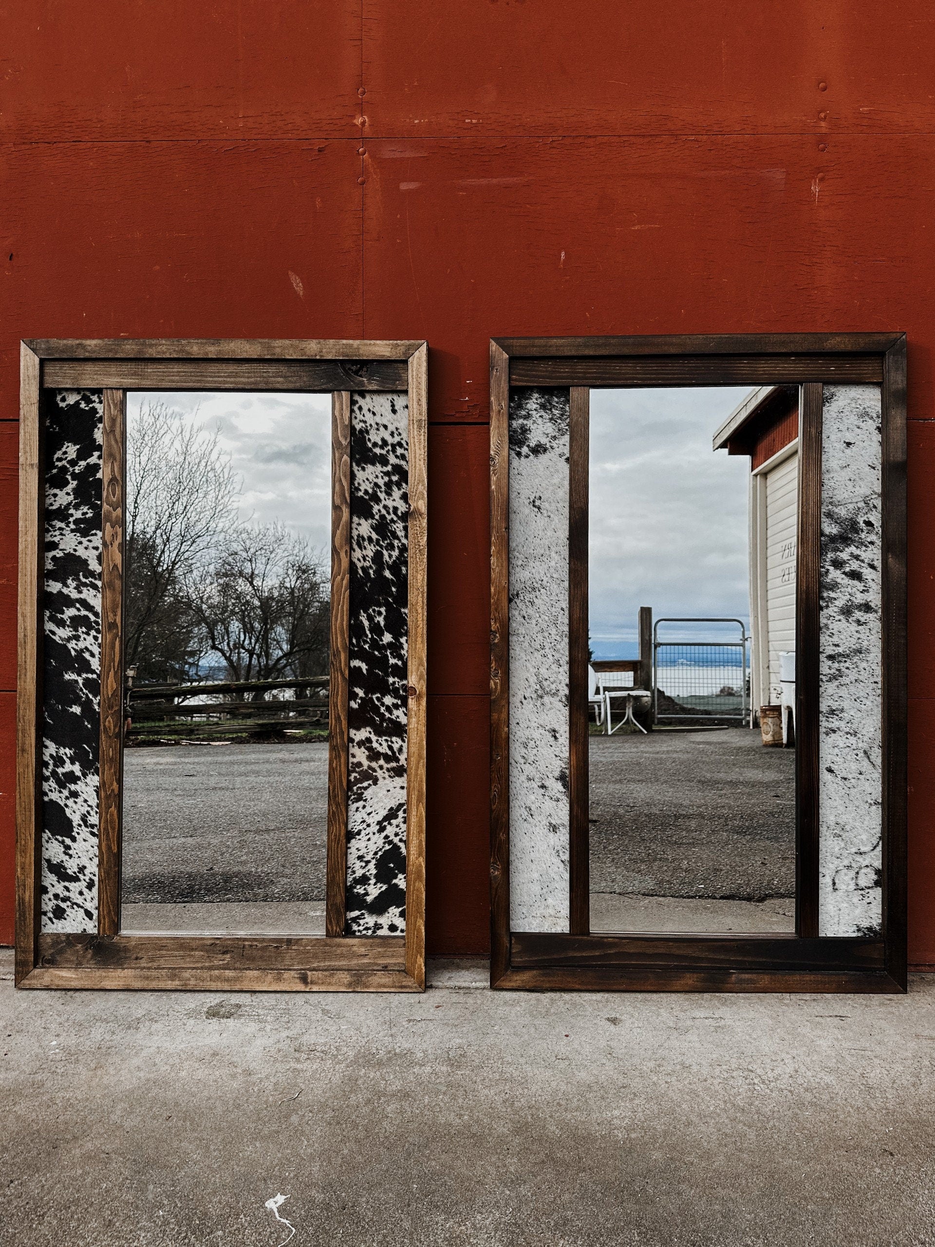 Short stack cowhide mirror / NOT FULL LENGTH