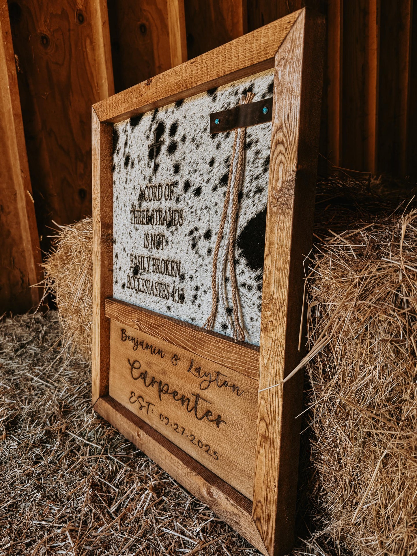 Unity ceremony / 3 cords cowhide sign